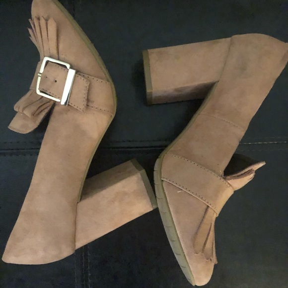 Kenneth Cole  Beautiful pink 👠 - Picture 2 of 3